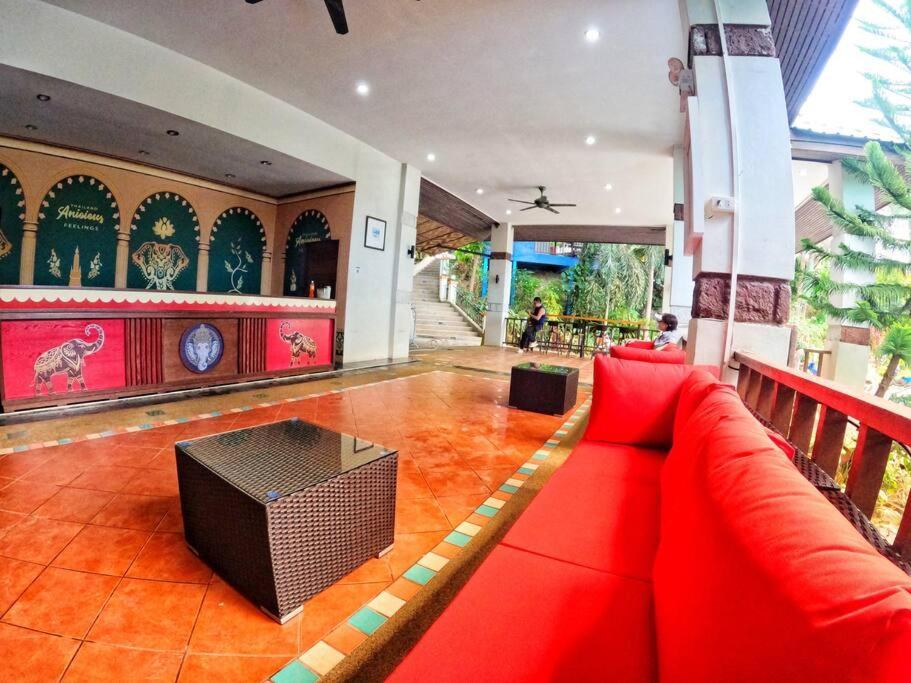 Privatunterkunft Beautiful Pool House *